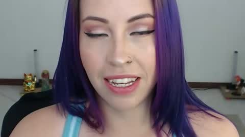 charlottezoe online show from May 5, 2026, 4:59 pm