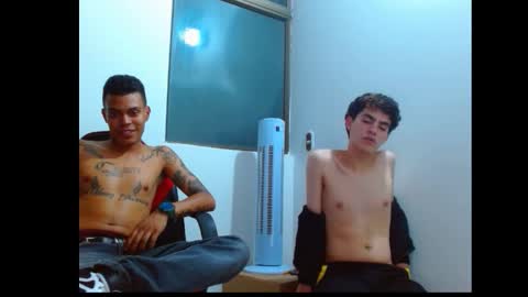 charlysangels16 online show from February 12, 2026, 2:39 am