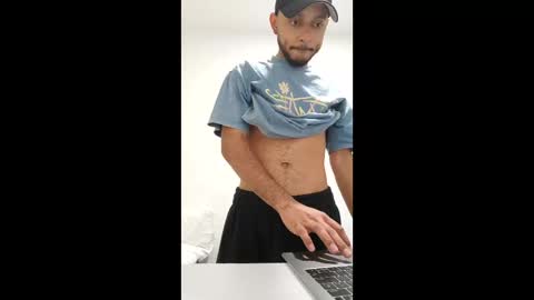 charmar6 online show from February 15, 2026, 8:38 pm