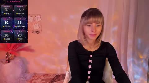 Snapshot of charmbianca chatting on October 18, 2025, 2:18 pm Bianca online show from October 18, 2025, 2:18 pm