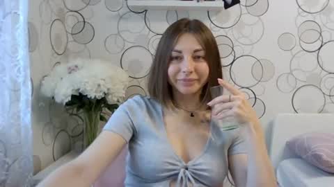 charming__chick online show from June 16, 2026, 1:25 pm