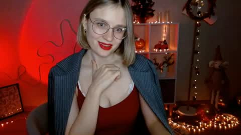 Michelle  online show from December 21, 2024, 7:03 am