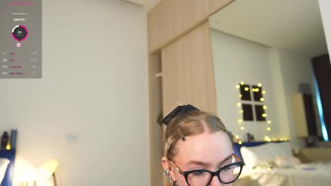 Snapshot of charming_daisy chatting on February 16, 2025, 7:37 am my fansly Charming daisy My Wishlist for new toys online show from February 16, 2025, 7:37 am