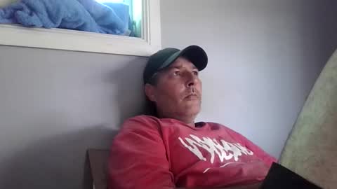 charmingcroat online show from October 19, 2025, 11:27 pm