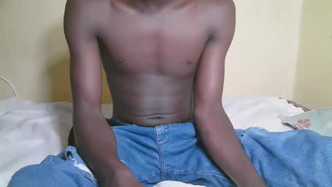 Snapshot of charmzboy chatting on October 15, 2025, 5:51 am charmzboy online show from October 15, 2025, 5:51 am