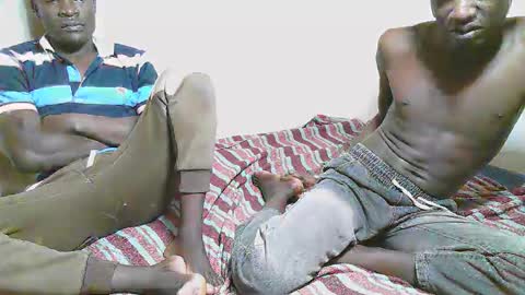 Snapshot of charmzboy chatting on November 17, 2025, 4:46 pm charmzboy online show from November 17, 2025, 4:46 pm