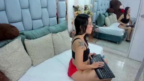 Charol  online show from February 16, 2026, 12:45 pm