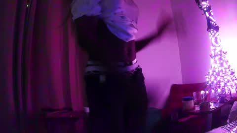 Snapshot of charr1barr chatting on December 3, 2024, 9:33 am Miss Chocolate online show from December 3, 2024, 9:33 am