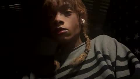 Snapshot of charr1barr chatting on October 6, 2025, 3:26 am Miss Chocolate online show from October 6, 2025, 3:26 am