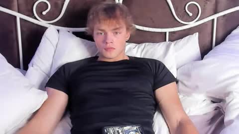 Chase online show from October 1, 2025, 10:32 am