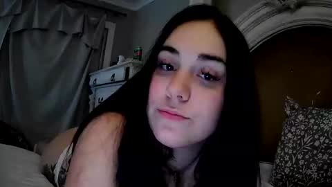 Lexi and Chase online show from April 21, 2026, 1:42 am