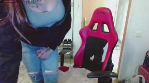 Chasey online show from November 1, 2025, 4:58 am