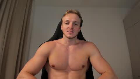 Snapshot of chasereed_ chatting on July 2, 2026, 3:23 am Chase Reed online show from July 2, 2026, 3:23 am