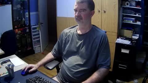 wanaBeYourToy online show from December 22, 2025, 11:51 am