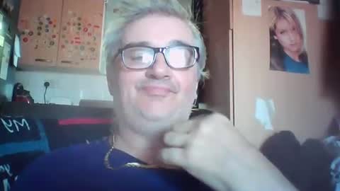 Snapshot of chatboxlee chatting on July 20, 2026, 12:51 pm chatboxlee online show from July 20, 2026, 12:51 pm