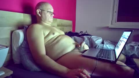 Snapshot of chatskor chatting on November 15, 2025, 4:21 am Egor Skornyakov online show from November 15, 2025, 4:21 am