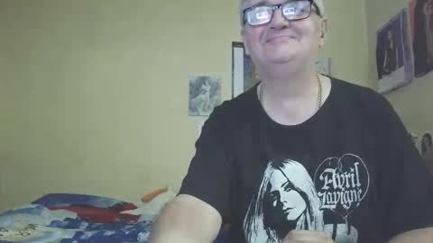 Snapshot of chatubatelee555 chatting on October 7, 2025, 6:49 pm lee online show from October 7, 2025, 6:49 pm