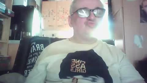 lee online show from May 18, 2026, 12:22 pm