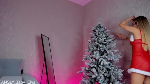 Im Elya   inst Elya Elfie  online show from December 15, 2024, 1:11 pm