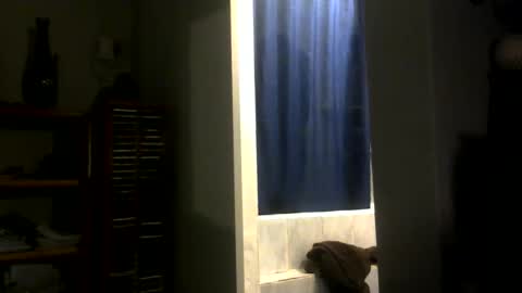 chaturbatordeluxe online show from May 26, 2026, 3:35 am