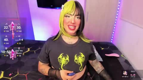 Sophie  online show from April 21, 2026, 8:09 am