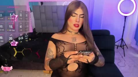 Snapshot of chaturmodels chatting on June 6, 2026, 6:23 pm Sophie online show from June 6, 2026, 6:23 pm