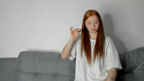 Em online show from February 11, 2025, 6:11 pm