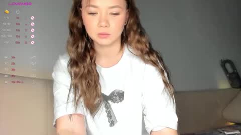 Em online show from October 26, 2025, 7:09 pm