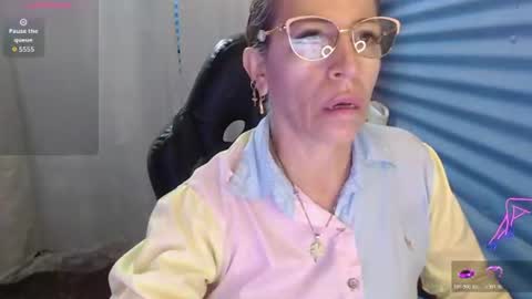 CHAYLA VICTORIA RUIZ  online show from June 12, 2026, 10:47 am