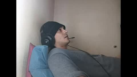 OnlyChayno online show from April 26, 2026, 6:44 am