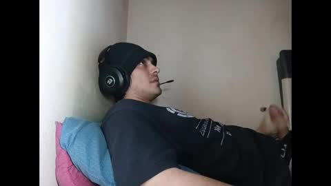 OnlyChayno online show from May 4, 2026, 5:47 am