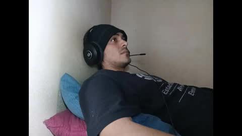 OnlyChayno online show from May 6, 2026, 5:03 am