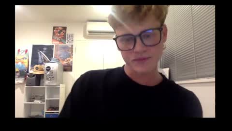 Chaz088 online show from June 15, 2026, 9:33 am