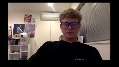 Chaz088 online show from June 16, 2026, 8:39 am