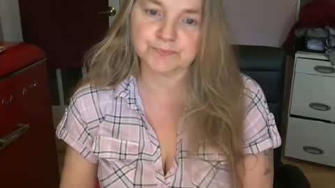 Snapshot of chealsiek chatting on September 25, 2025, 1:59 pm chealsiek online show from September 25, 2025, 1:59 pm