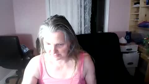 chealsiek online show from June 11, 2026, 12:32 am