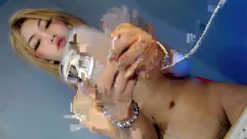 Snapshot of cheatchatter chatting on October 15, 2025, 2:17 pm RIVA online show from October 15, 2025, 2:17 pm