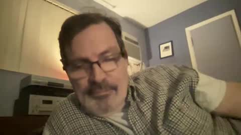 Snapshot of cheddarman chatting on January 4, 2025, 3:28 pm eddie online show from January 4, 2025, 3:28 pm