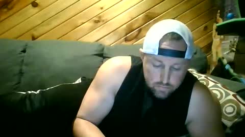 Snapshot of cheeks15 chatting on October 30, 2025, 5:02 pm cheeks15 online show from October 30, 2025, 5:02 pm