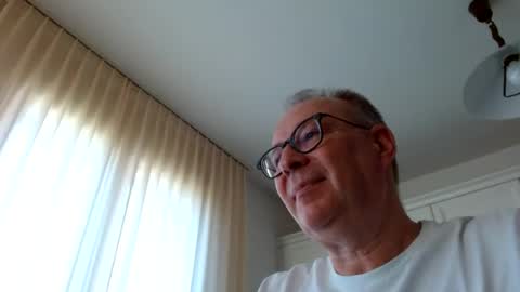 cheer2u online show from July 8, 2026, 11:04 am