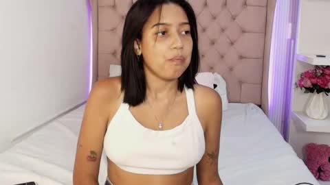 cheerry_moon online show from December 1, 2025, 9:42 pm