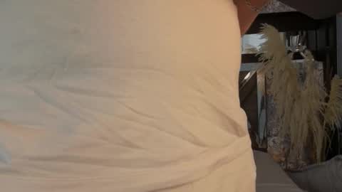   online show from January 6, 2026, 4:27 am