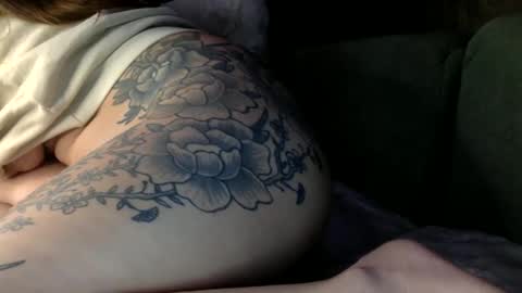 Snapshot of chelleray chatting on March 26, 2026, 7:52 pm add my Fansly for more online show from March 26, 2026, 7:52 pm