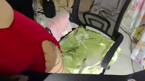 Chell online show from November 25, 2025, 6:46 am