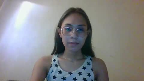chelly4u69 online show from February 23, 2025, 3:35 am
