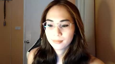 chelly4u69 online show from February 9, 2026, 1:31 am