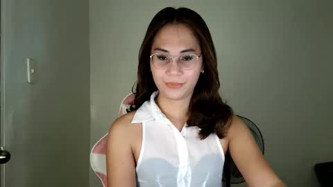 chelly4u69 online show from June 9, 2026, 1:50 am