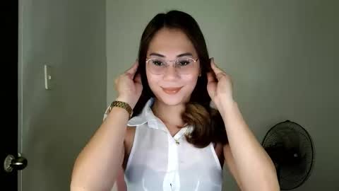 chelly4u69 online show from June 11, 2026, 2:00 am