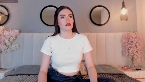 Snapshot of chelsea_bolton_ chatting on March 10, 2026, 1:05 pm chelsea_bolton_ online show from March 10, 2026, 1:05 pm