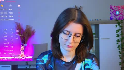 Mona online show from December 13, 2024, 3:21 pm